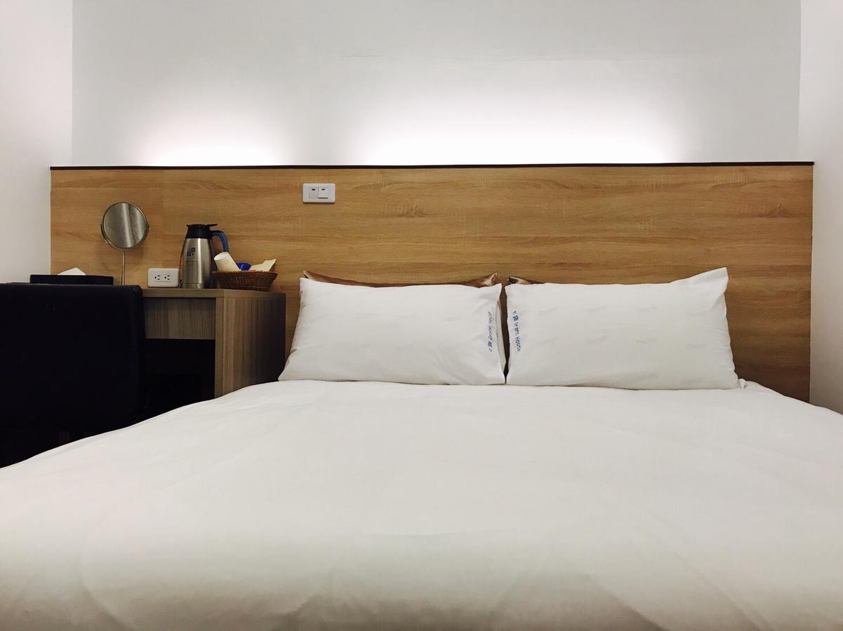 Grano-House Hostel Taichung Exterior photo